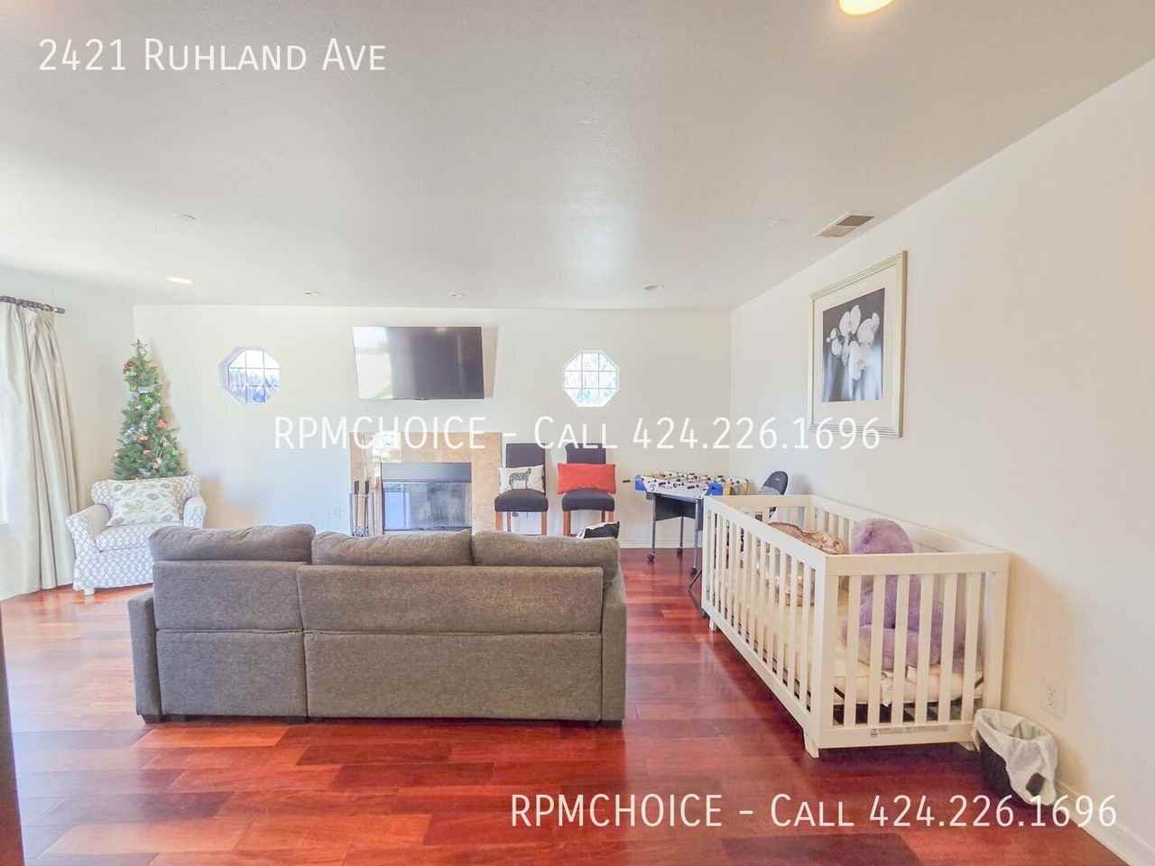 2421 Ruhland Ave - Photo 4 of 28
