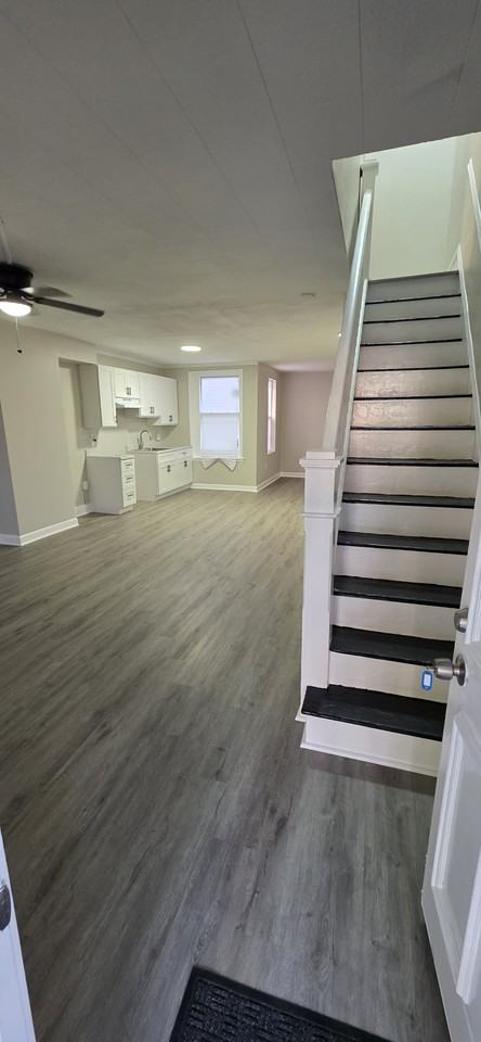 1203 Darley Ave - Photo 2 of 12