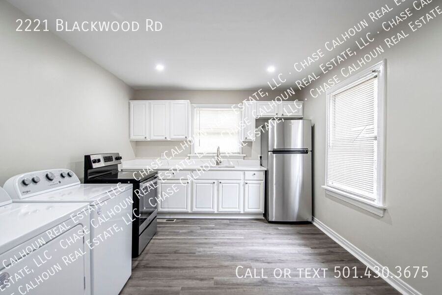 2221 Blackwood Rd - Photo 2 of 50