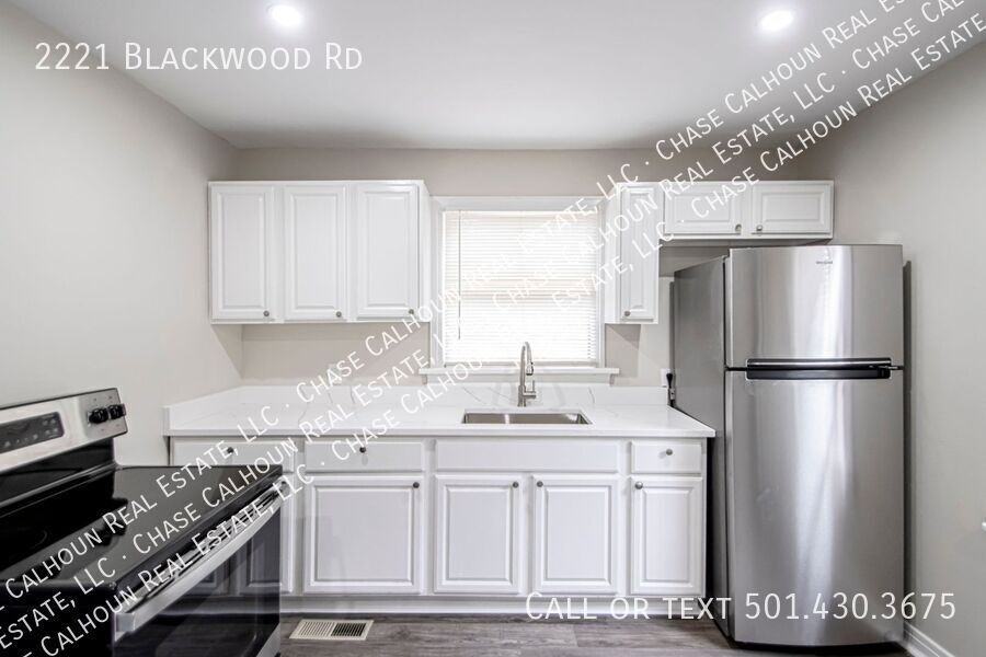 2221 Blackwood Rd - Photo 3 of 50