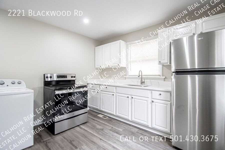 2221 Blackwood Rd - Photo 5 of 50