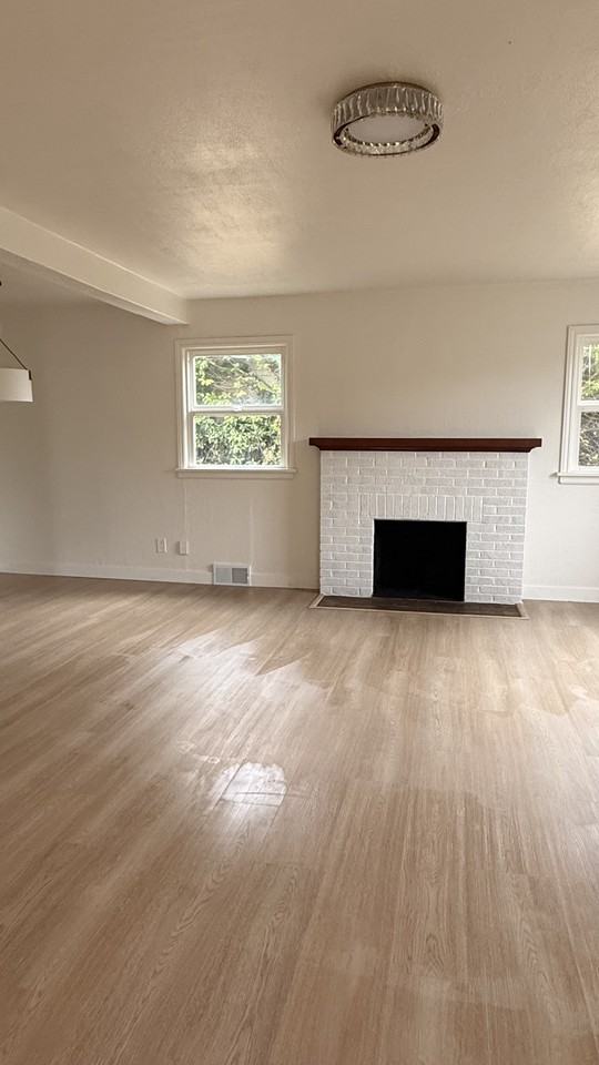 2903 Mtn View Ave W #NA - Photo 3 of 19