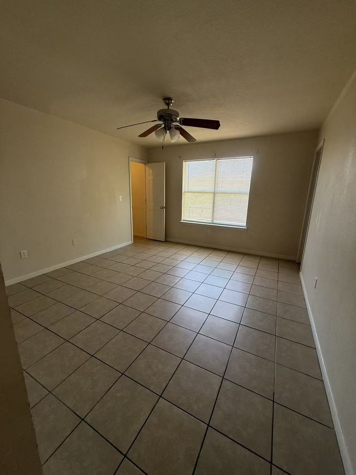 1601 Powder River Dr #1601A - Photo 2 of 13