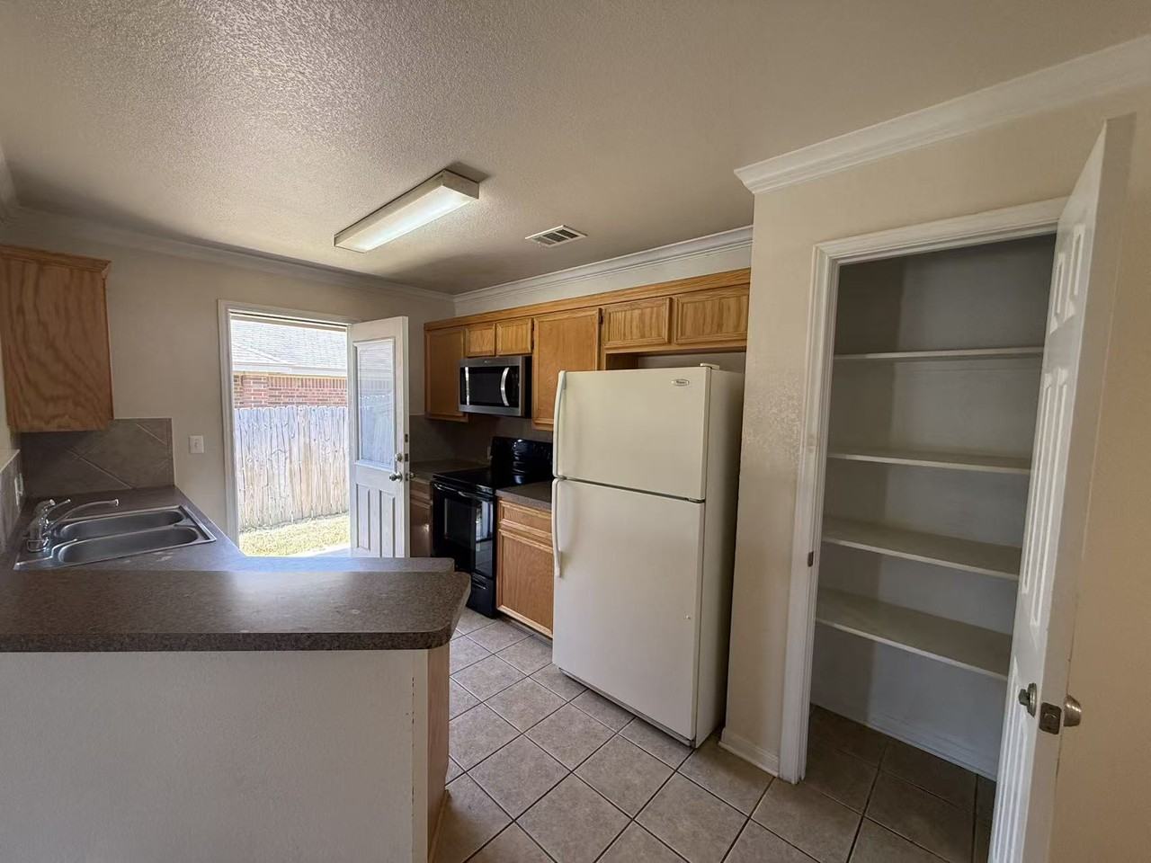 1601 Powder River Dr #1601A - Photo 6 of 13