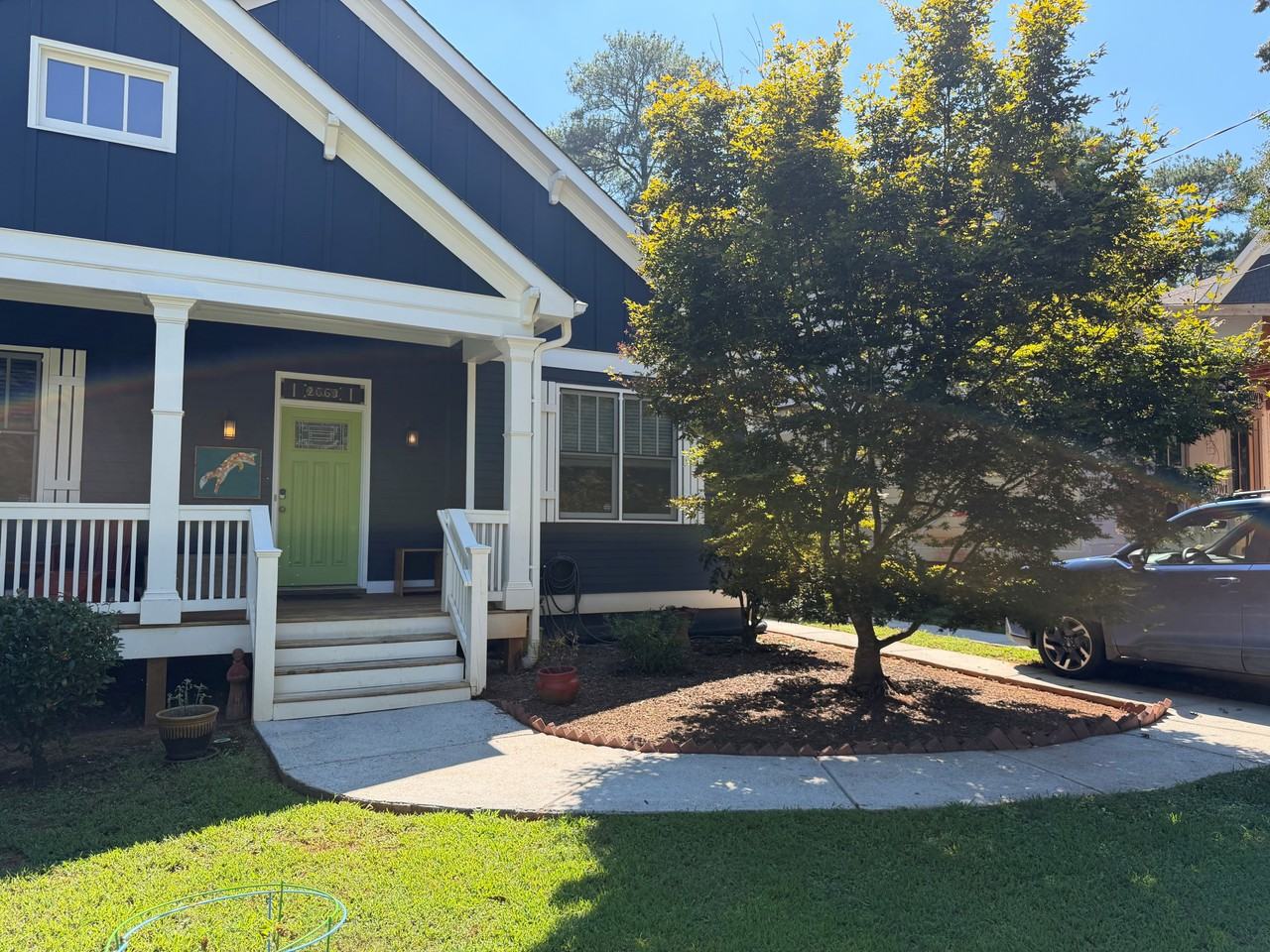 2663 Knox St Ne #NA - Photo 3 of 31