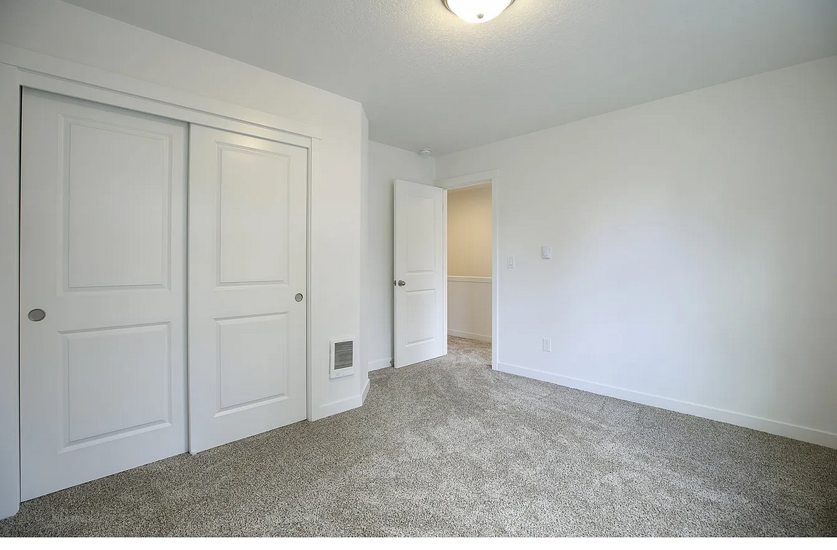 15916 Ne Everett Ct #NA - Photo 5 of 11