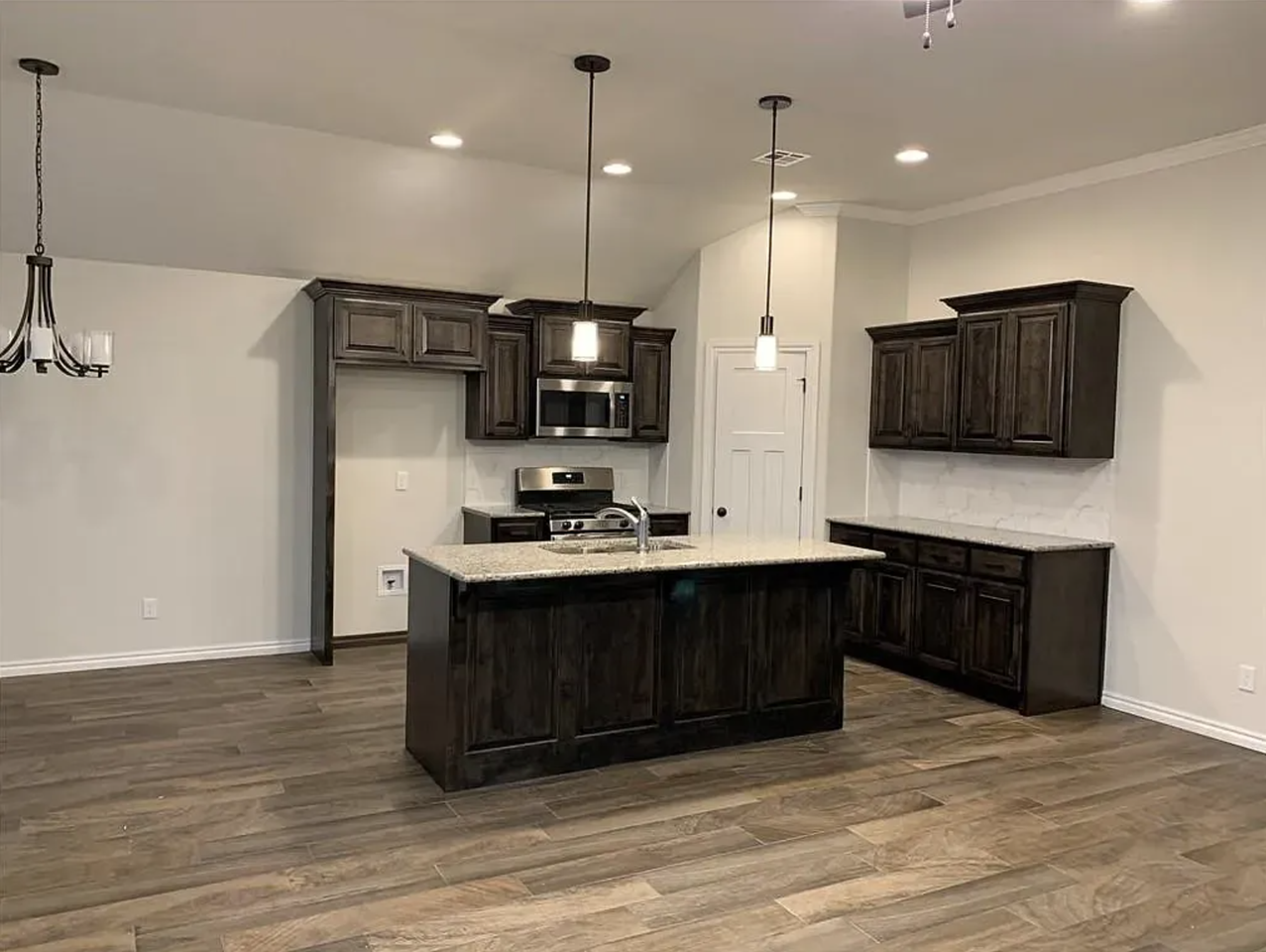 8720 Sw 42nd St #NA - Photo 2 of 11
