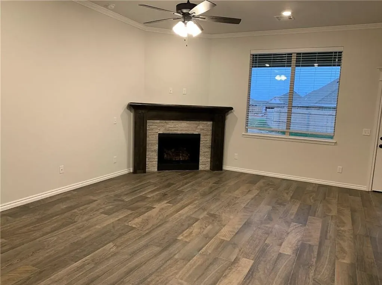 8720 Sw 42nd St #NA - Photo 3 of 11