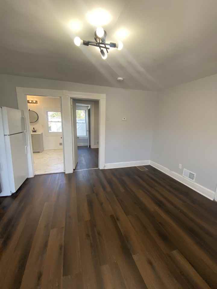 257 New St #1 - Photo 6 of 11