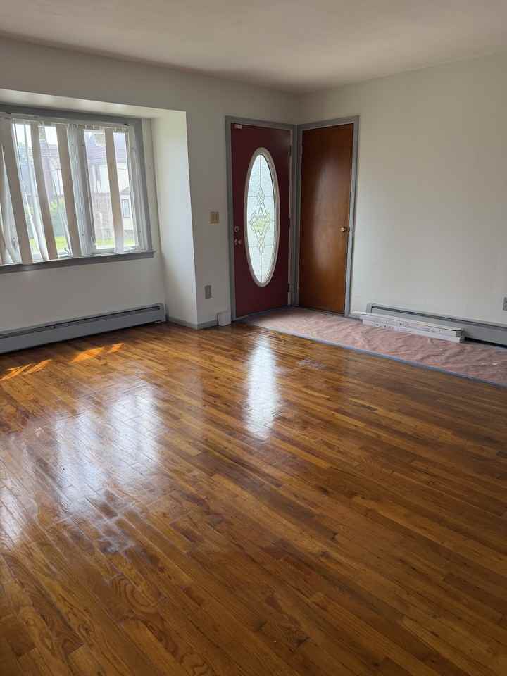 7 Jefferson Ave #1 - Photo 2 of 12