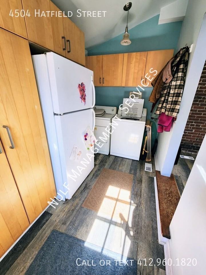4504 Hatfield St - Photo 4 of 10