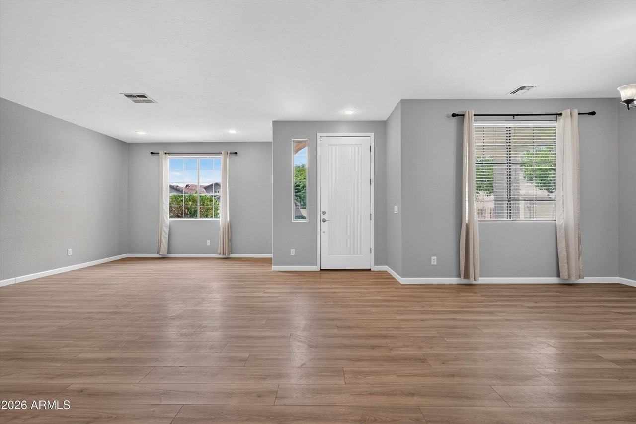 14459 N 135th Dr - Photo 3 of 41