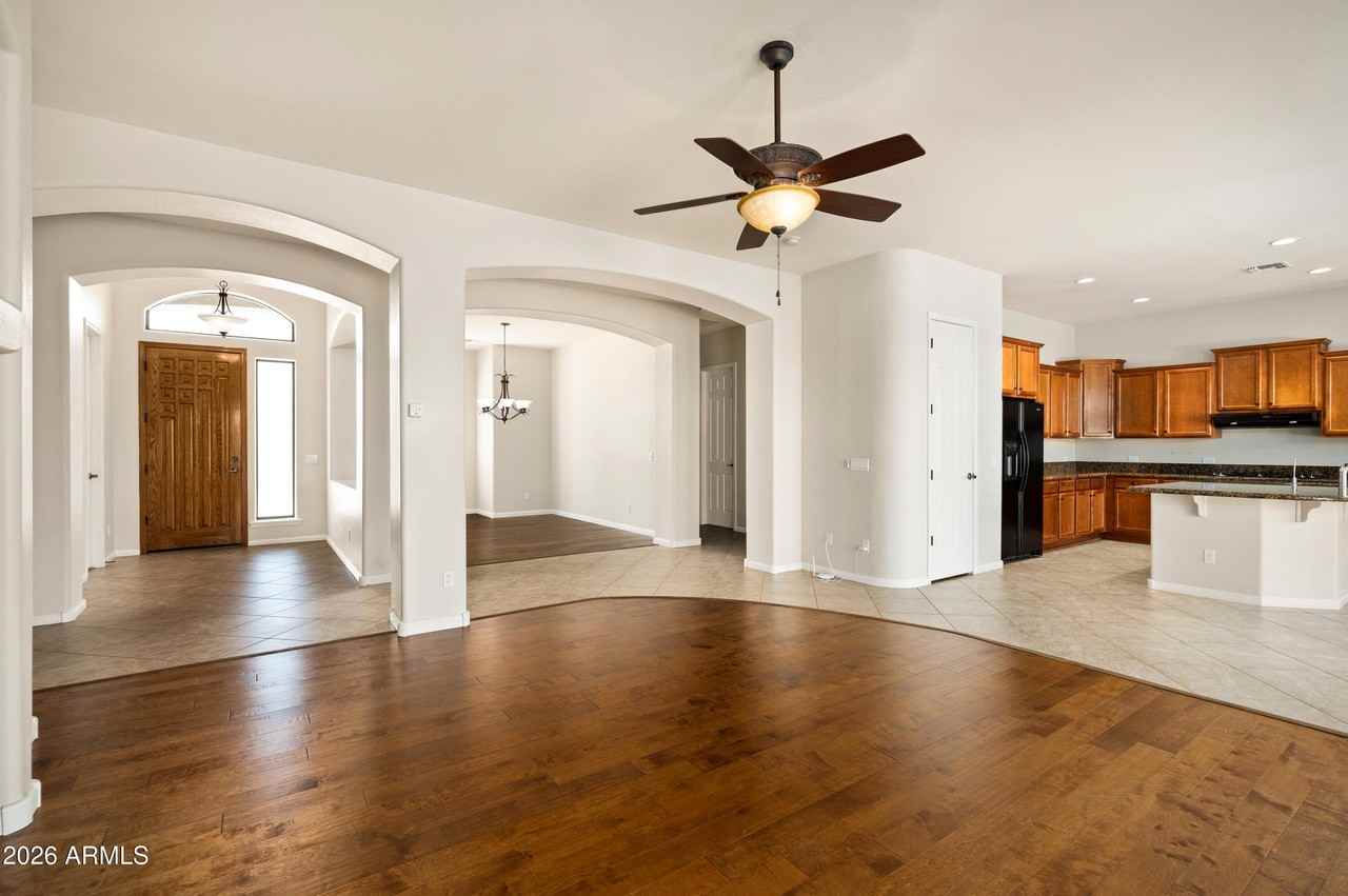 18390 W Piedmont Rd - Photo 2 of 19