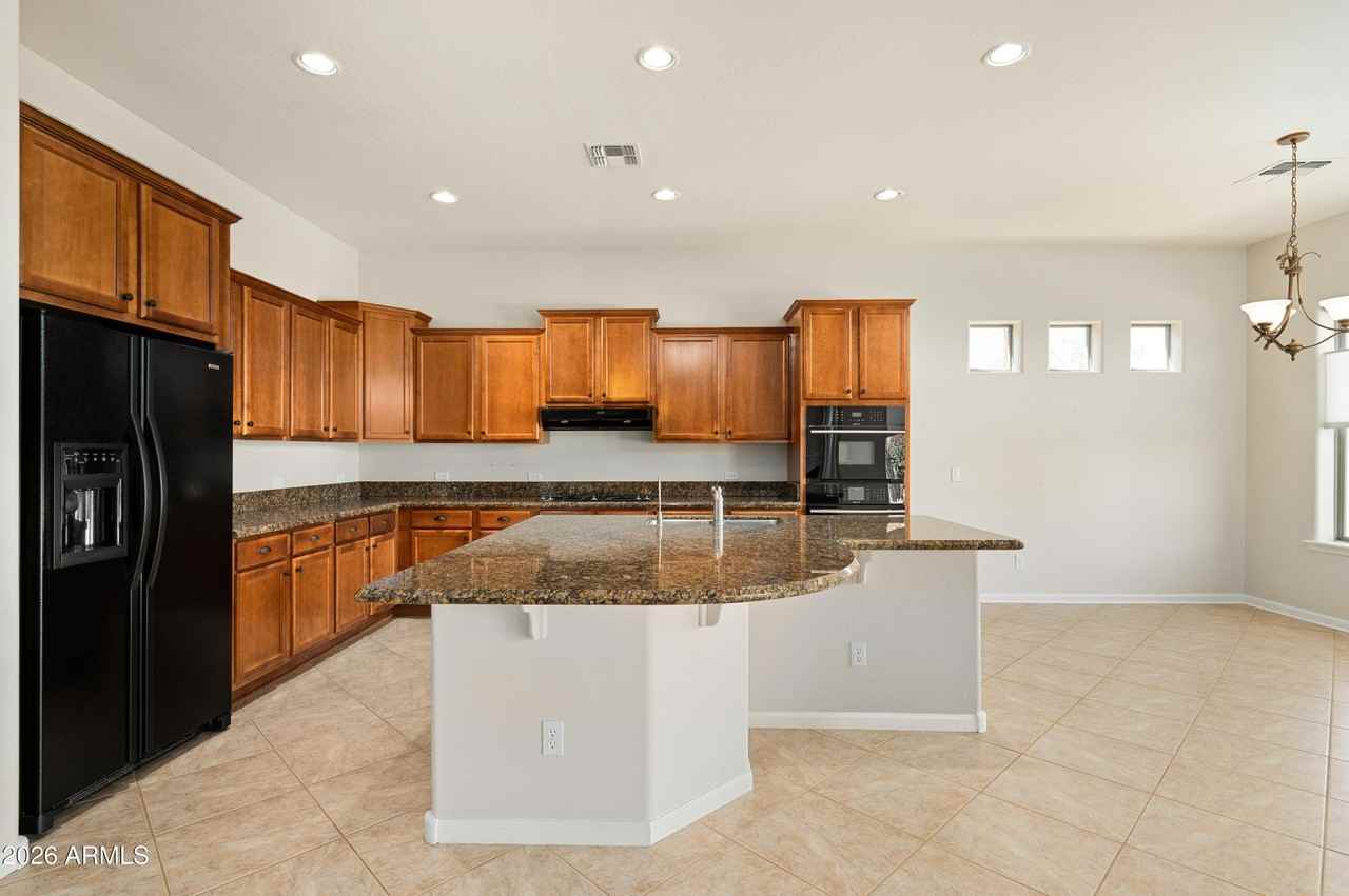 18390 W Piedmont Rd - Photo 6 of 19