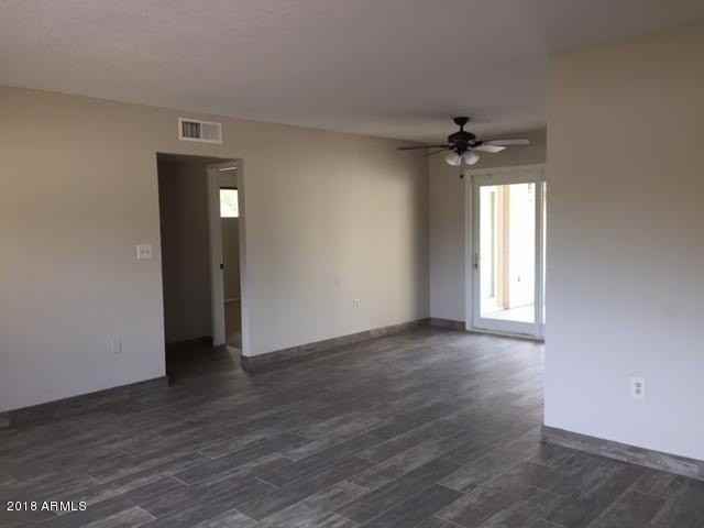 801 E Campus Dr - Photo 4 of 13