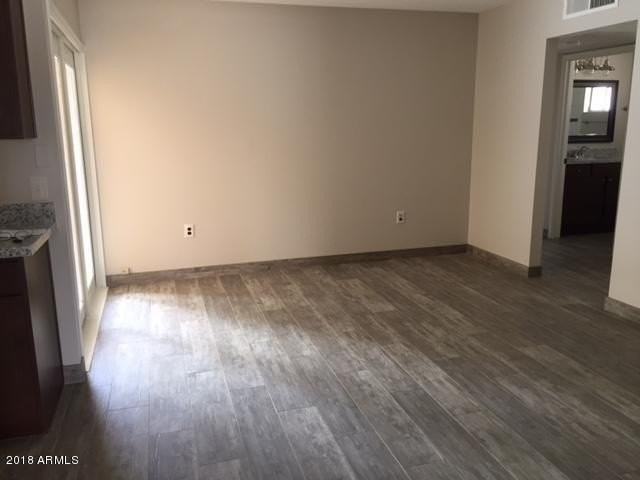801 E Campus Dr - Photo 5 of 13