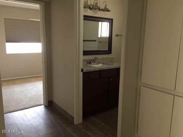 801 E Campus Dr - Photo 6 of 13