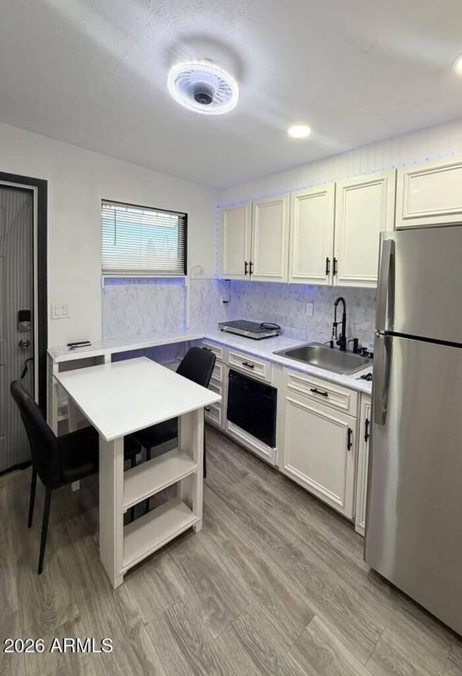 7529 W Comet Ave - Photo 4 of 14