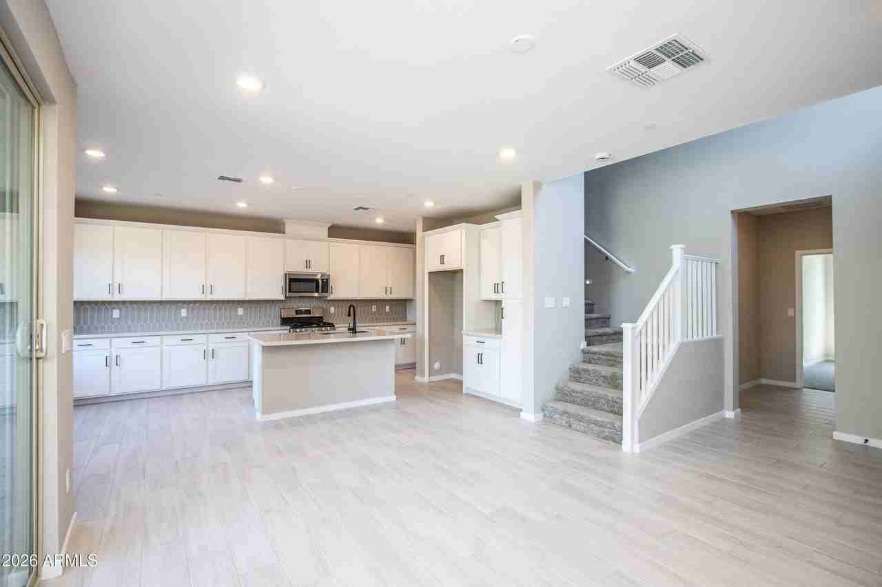 4556 S Riata St #103 - Photo 5 of 40