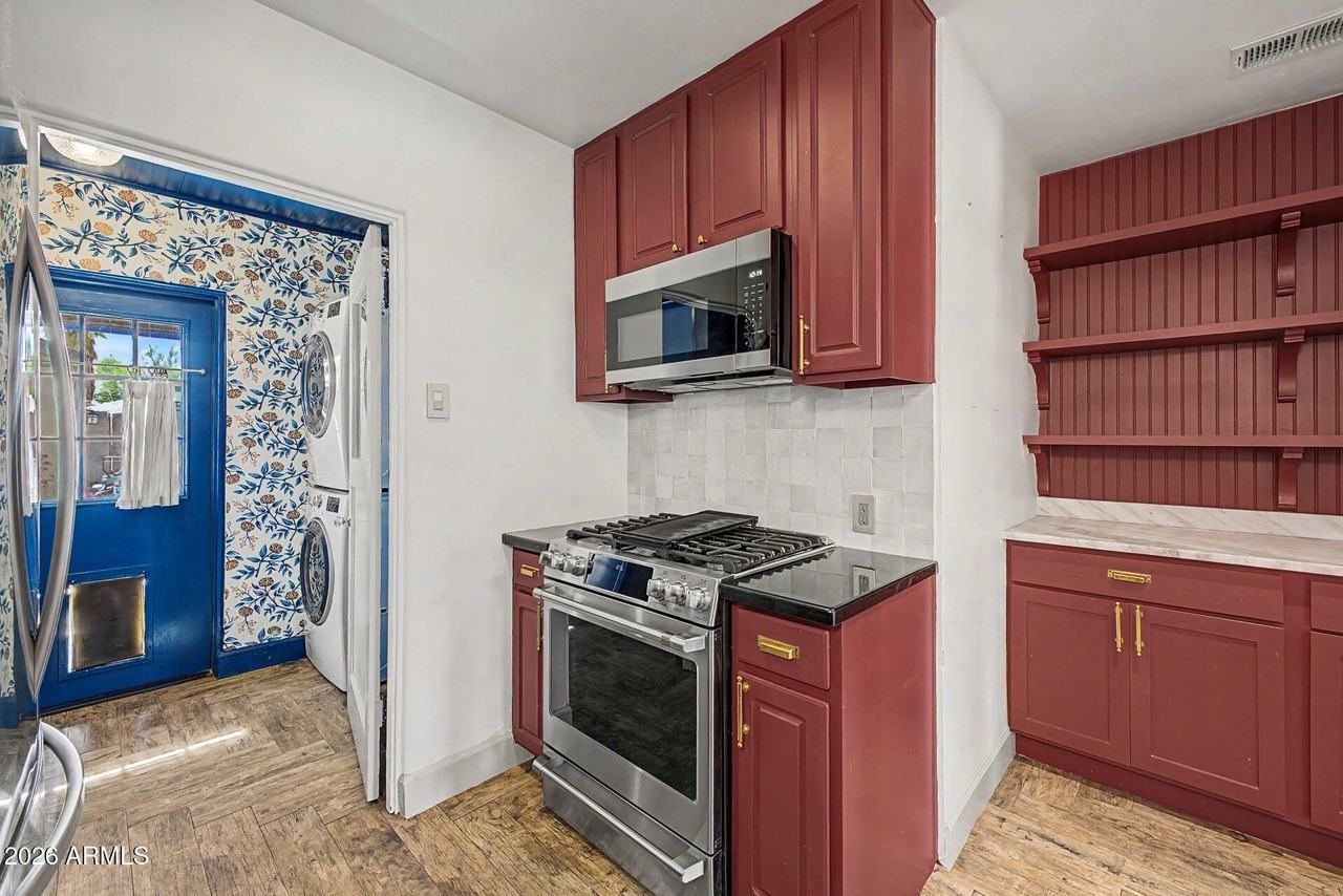1333 E Monte Vista Rd - Photo 3 of 26