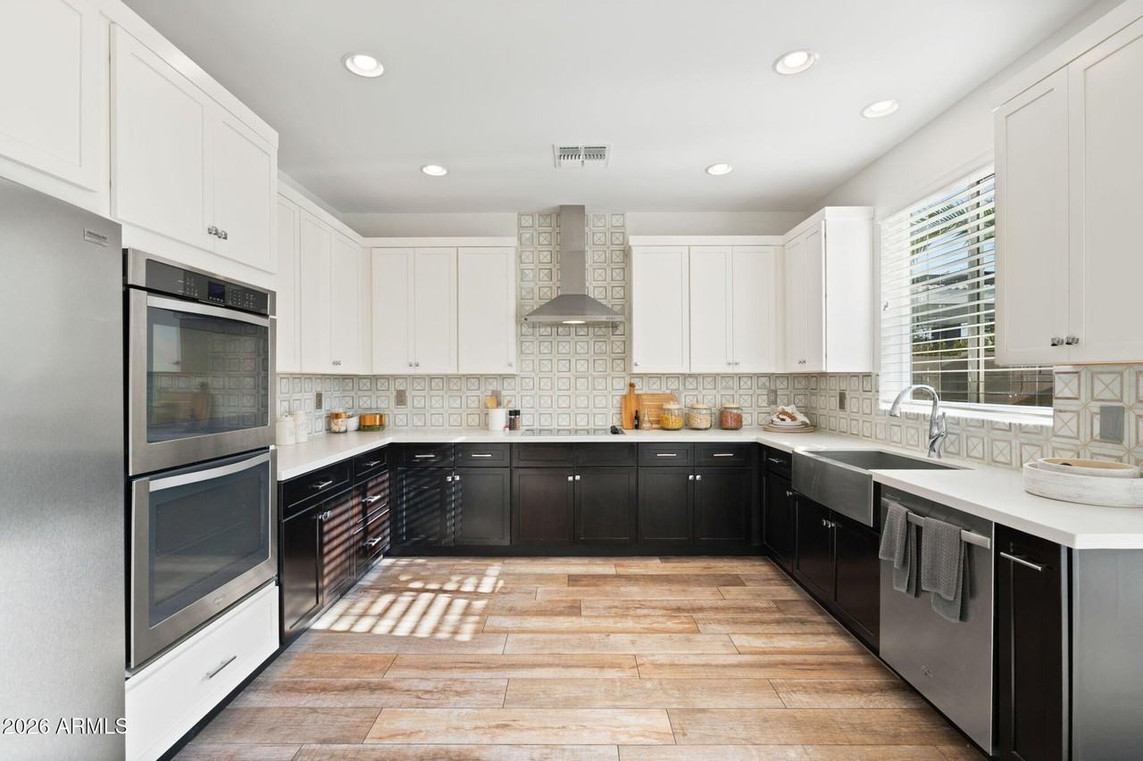 3104 N 37th St - Photo 4 of 21