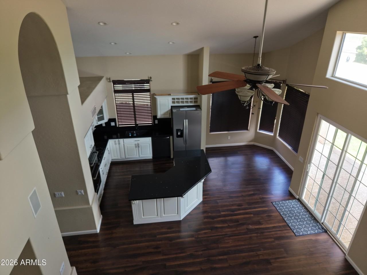 13795 W Vernon Ave - Photo 7 of 39