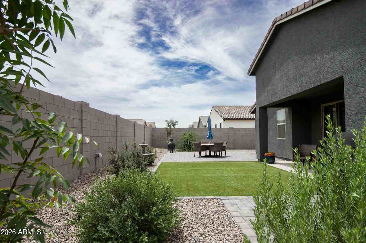 47347 W Cansados Rd - Photo 2 of 45