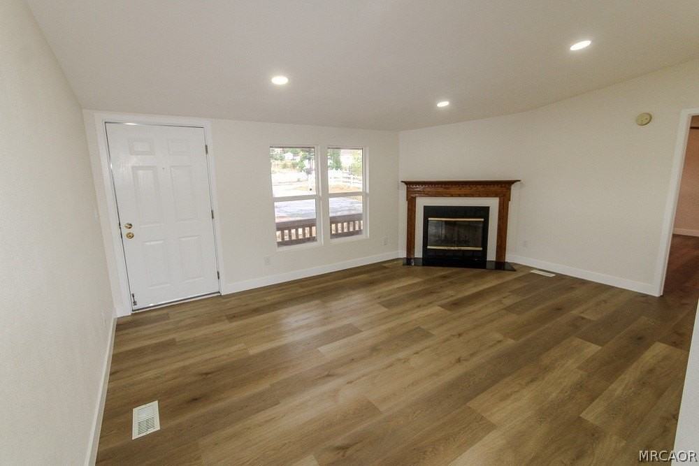 1162 Monte Vista Dr - Photo 3 of 37