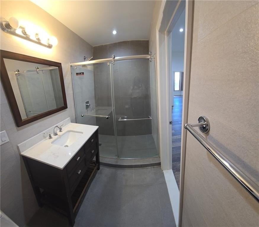 130 Van Dyke St #2 - Photo 6 of 15
