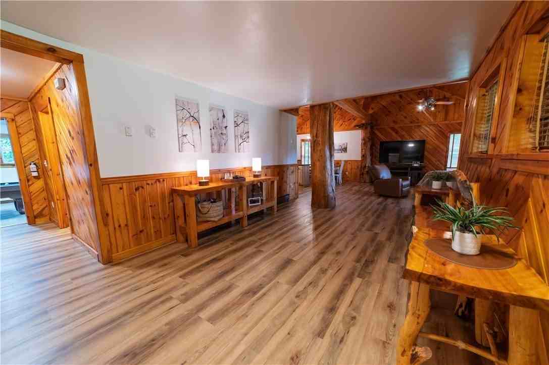 2070 Harper Rd - Photo 5 of 25