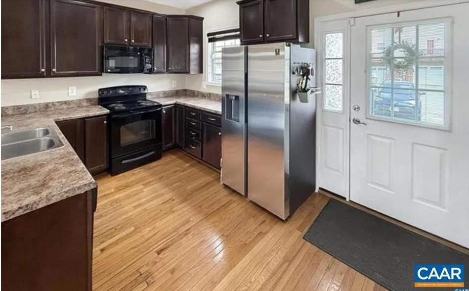 1378 Timberwood Blvd - Photo 3 of 9