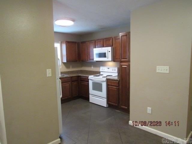 2235A Rosemary Dr - Photo 3 of 12