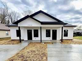 featured image of 2312 Lavern St