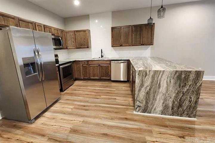2312 Lavern St - Photo 4 of 11