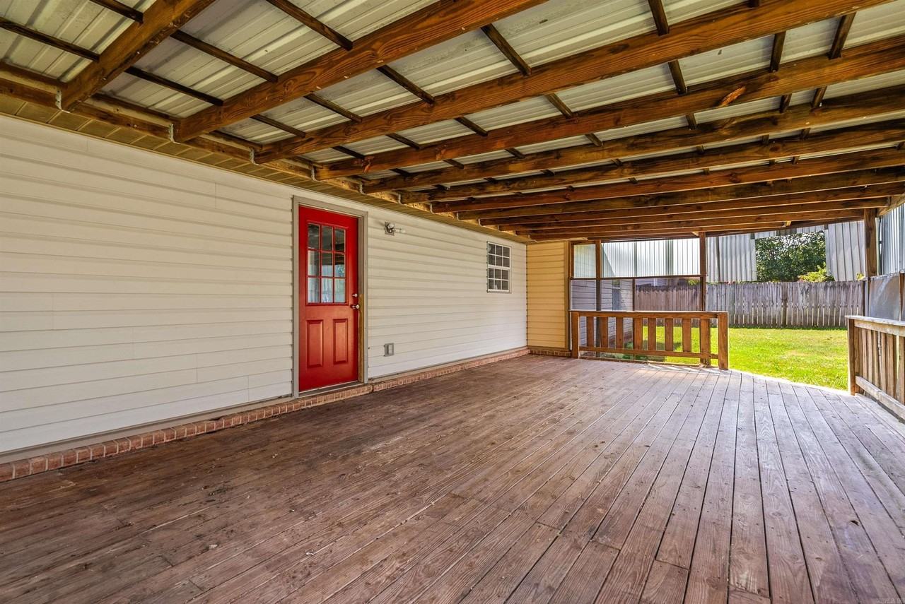 12 Applewood Dr - Photo 5 of 40
