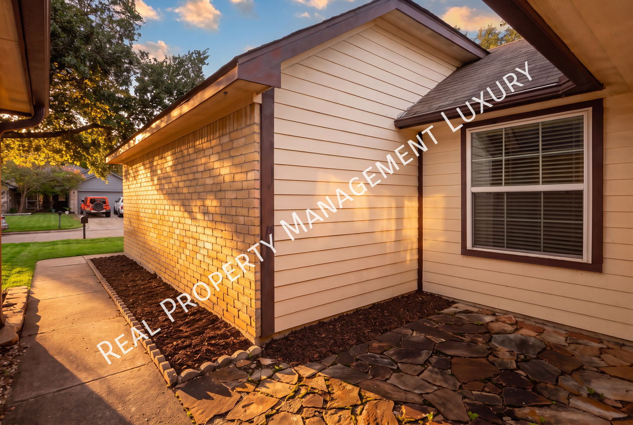 14611 Cypress Valley Dr - Photo 6 of 45