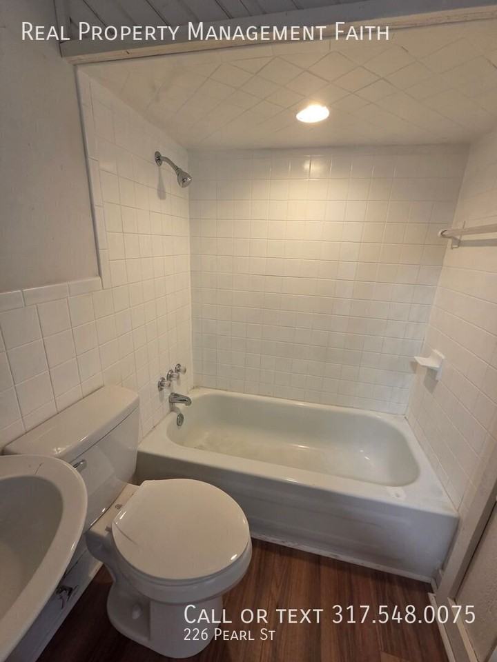 226 W Pearl St - Photo 7 of 15