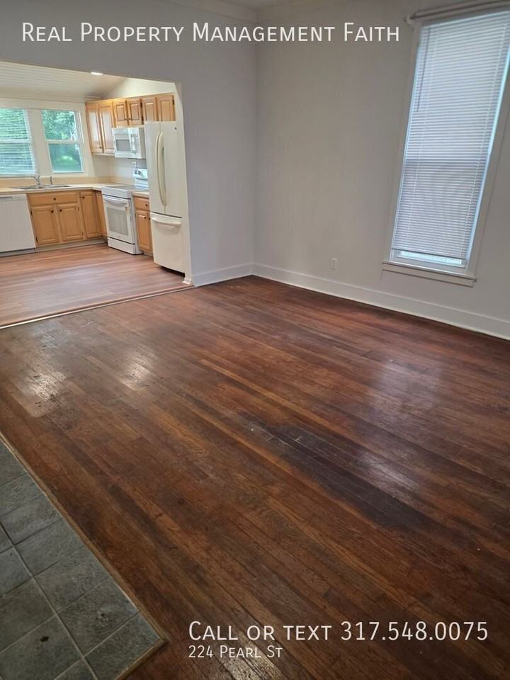 224 W Pearl St - Photo 7 of 19