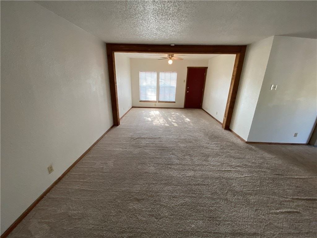 737 Westchester Dr - Photo 4 of 14