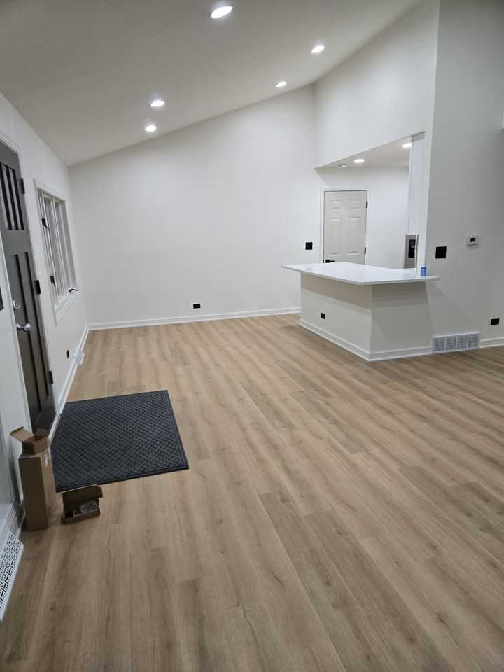 2658 Crawford Ave #NA - Photo 2 of 18