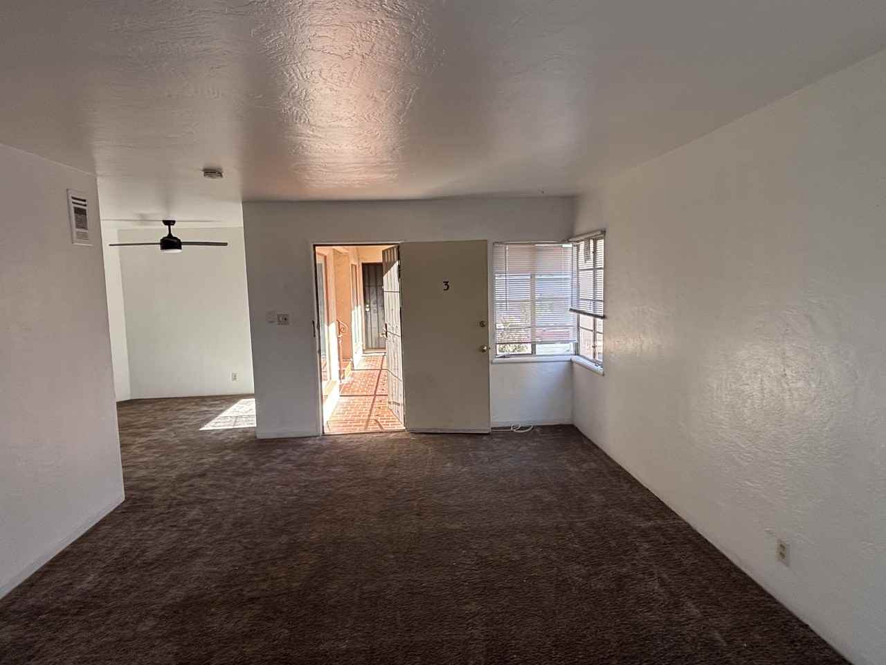 158 W Broadmoor Blvd #3 - Photo 4 of 17