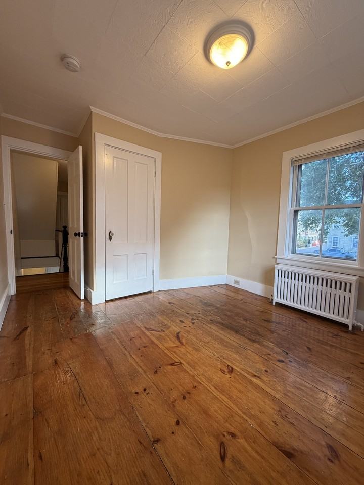 3 Melcher St #3 - Photo 4 of 14