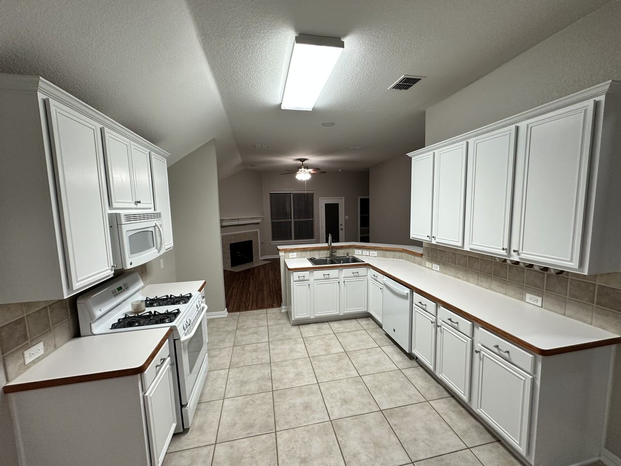2508 Canyon Bay #NA - Photo 6 of 29