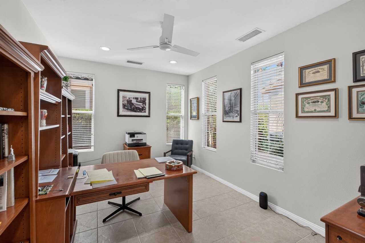 60440 Juniper Ln - Photo 7 of 50