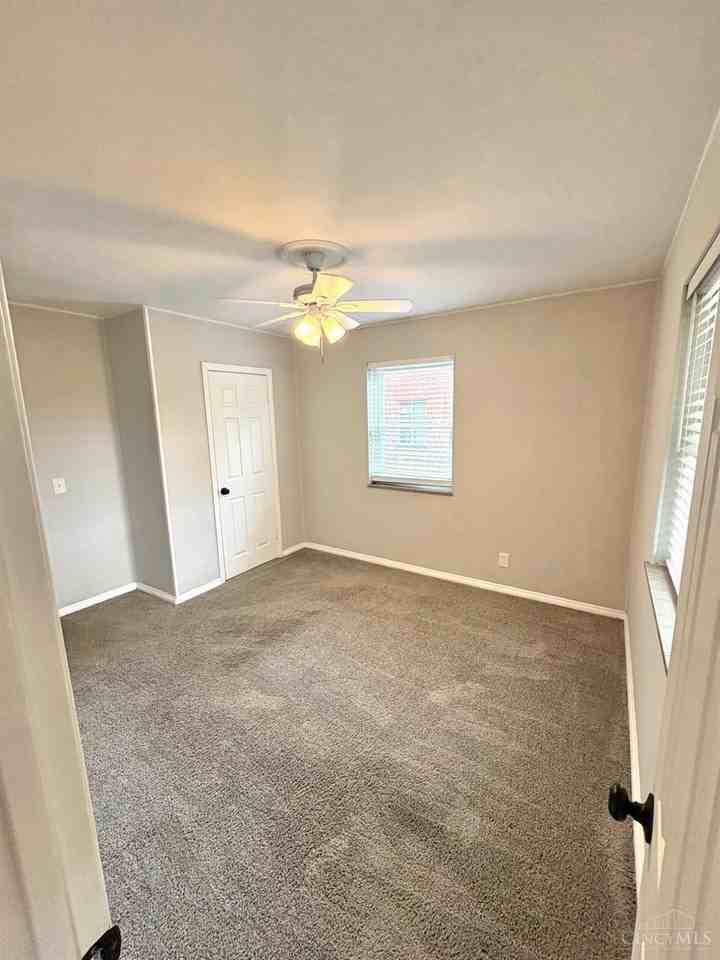 1379 Adams Rd - Photo 6 of 13