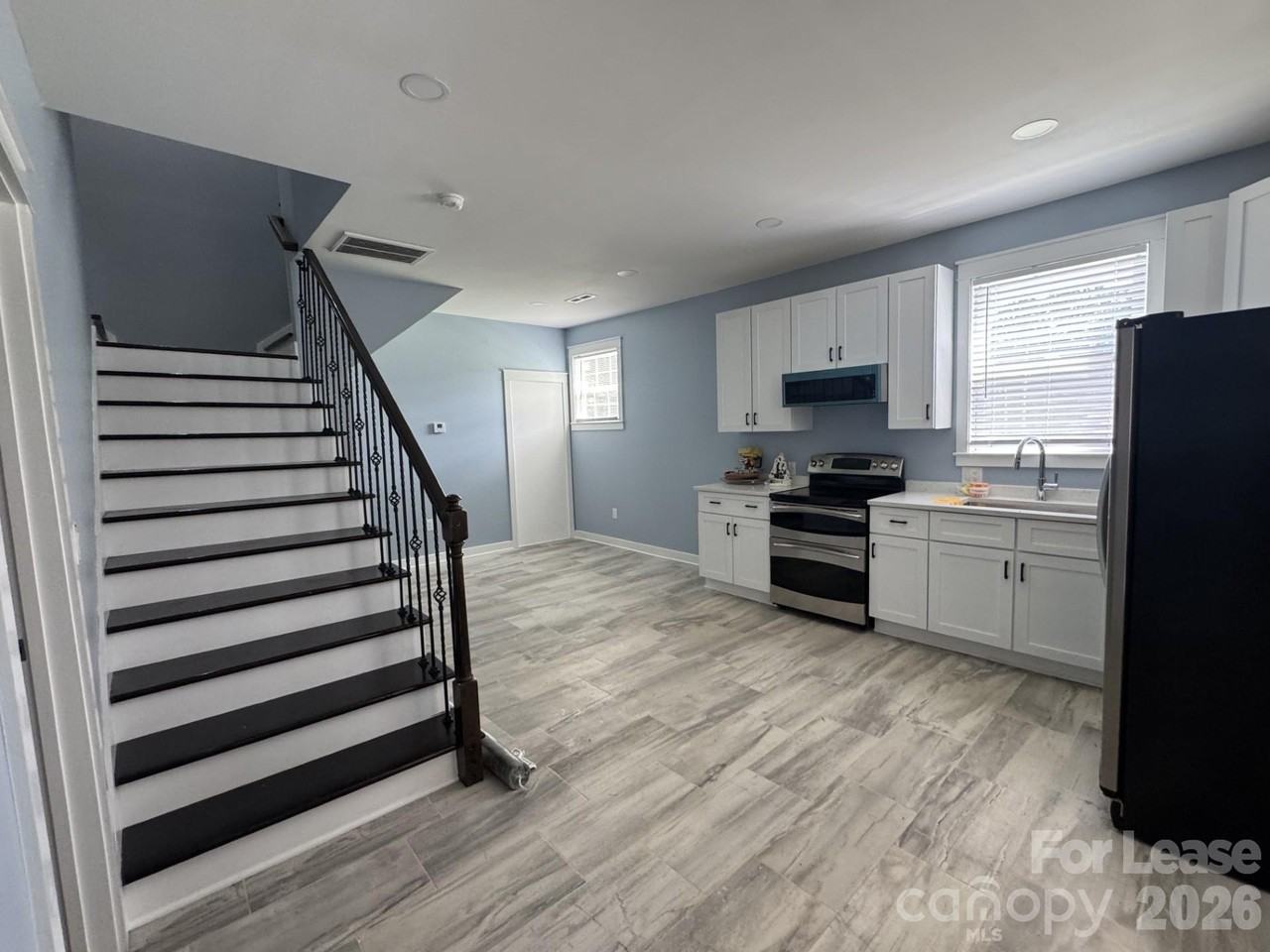 1008 Rockland Cir Sw - Photo 6 of 7