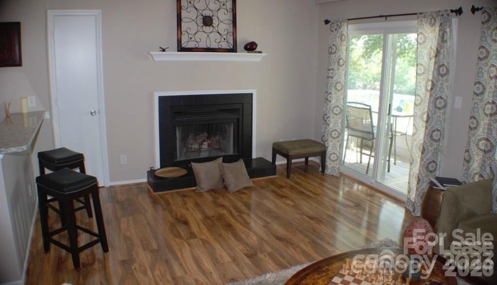 218 Northwest Dr - Photo 4 of 16