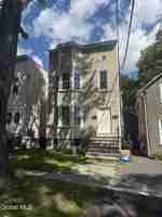 featured image of 23 Bonheim St #2