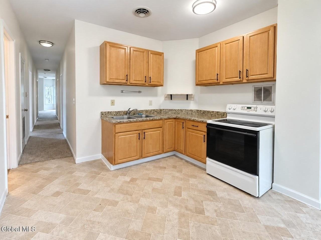 23 Bonheim St #2 - Photo 4 of 13