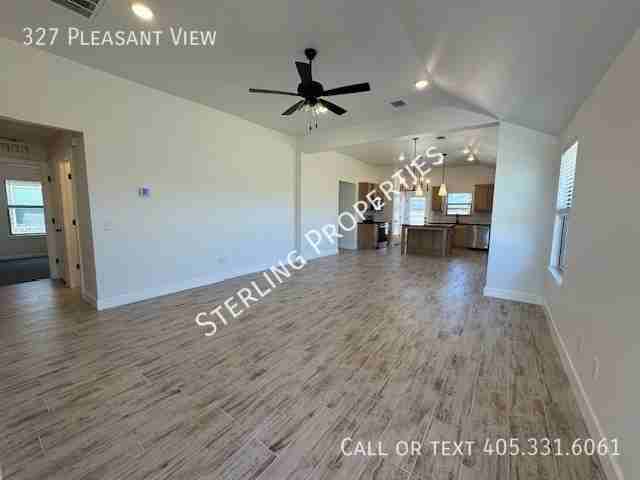 327 Pleasant Vw - Photo 4 of 29